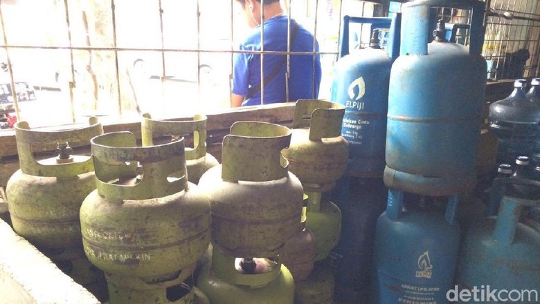 Curhat Pedagang Elpiji 3 Kg: Pasokan Seret, 4 Hari Enggak 