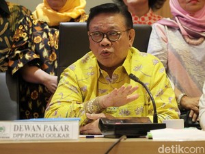 Agung Laksono Nilai Bamsoet Calon Terkuat Ganti Novanto di DPR