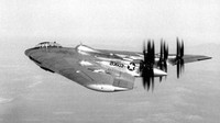 Northrop XB-35, sebuat pesawat eksperimen untuk keperluan misi pengeboman yang dikembangkan untuk pasukan udara Amerika Serikat yang digunakan selama dan setelah perang dunia II. Istimewa/gizmodo.