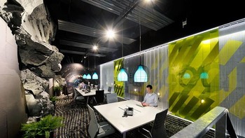 Perusahaan teknologi memang banyak yang memilki kantor menawan, tidak seperti kantor konvensional. Foto: Office Snapshot