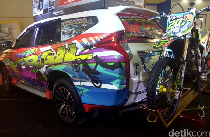 Mitsubishi Hadirkan Mobil  Pecinta Offroad  dan MotorCross