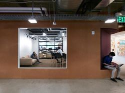 Kantor Keren Airbnb, Startup yang Bikin Hotel Ketar Ketir