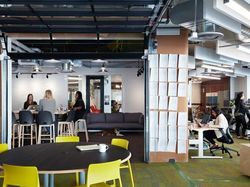 Kantor Keren Airbnb, Startup yang Bikin Hotel Ketar Ketir