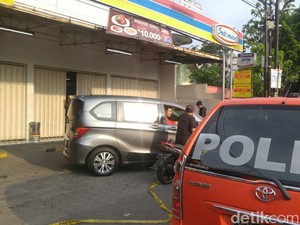 Pelaku dan Korban Perampokan Minimarket di Semarang Berseragam Sama