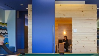 Ada tempat untuk main billiard. Foto: Office Snapshot