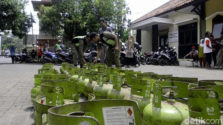 Pertamina Lakukan Extra Dropping Elpiji 3 Kg di Pantura Pertamina Lakukan Extra Dropping Elpiji 3 Kg di Pantura