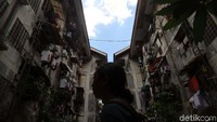 Ada sekitar 450 keluarga di Blok Dahlia, Rusunawa Bumi Cengkareng Indah, Cengkareng yang diminta segera pindah.