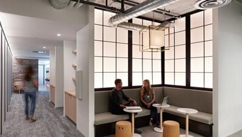 Airbnb memang dikenal salah satu startup yang paling memanjakan karyawan. Foto: Office Snapshot