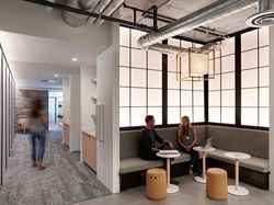 Kantor Keren Airbnb, Startup yang Bikin Hotel Ketar Ketir