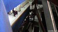 Suasana di Pasar Blok G Pasar Tanah Abang, Jakarta, yang sepi, Kamis (7/12/2017).