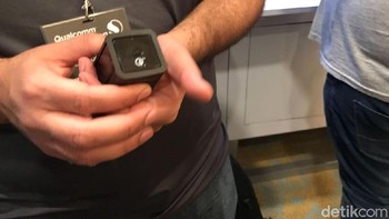 Tidak ketinggalan dipamerkan colokan berteknologi Quick Charge 4+. (Foto: detikINET/Adi Fida Rahman)