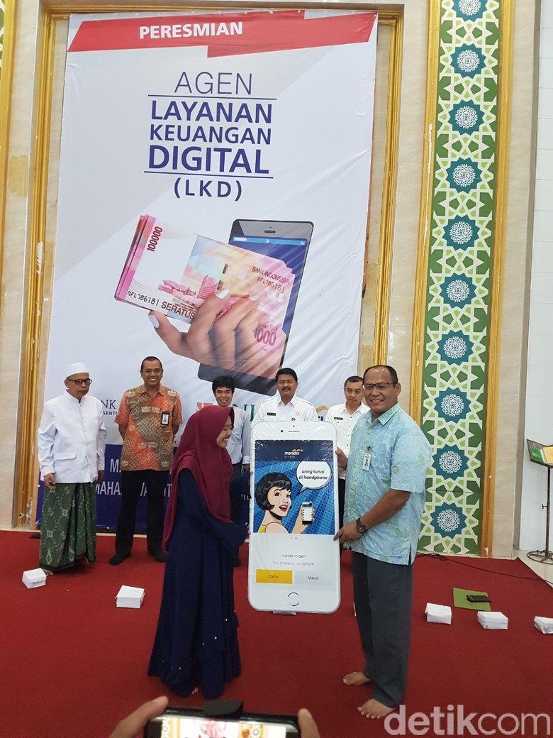 BI Gandeng Ponpes Aplikasikan Layanan Keuangan Digital BI Gandeng Ponpes Aplikasikan Layanan Keuangan Digital