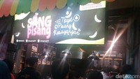Grand launching Sang Pisang terletak di ITC Cempaka Mas lantai 5, Jakarta, Sabtu (9/12/2017) pukul 13.00 WIB. Kaesang turut hadir dalam grand launching usahanya ini. (Foto: Arief Ikhsanudin/detikcom)