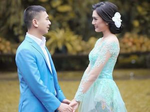 Dapat Kejutan Bridal Shower, Calon Istri Raditya Dika Nangis