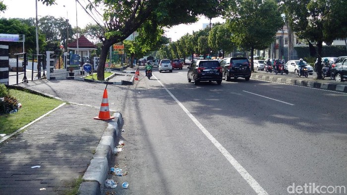 Demo Bubar, Arus Lalin Kawasan Bandara Adisutjipto Kembali Normal