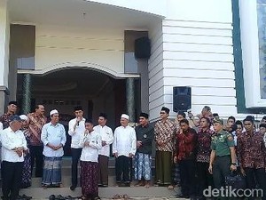 Video: Dialog Penuh Tawa Jokowi dan Santri Pacitan yang Minta Sepeda