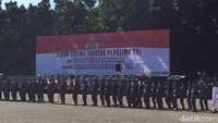 Upacara Serah Terima Jabatan Panglima TNI ini digelar di Mabes TNI di Cilangkap, Jakarta Timur, Sabtu (9/12/2017). (Foto: Haris Fadhil/detikcom)