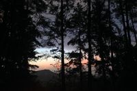 6 Aktivitas Menikmati Gunung Pancar yang Bikin Kamu Jatuh Cinta