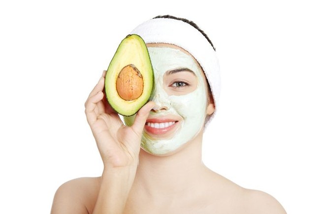 5 Masker Buah Ini Bisa Cegah Kulit Kering Saat Musim Hujan