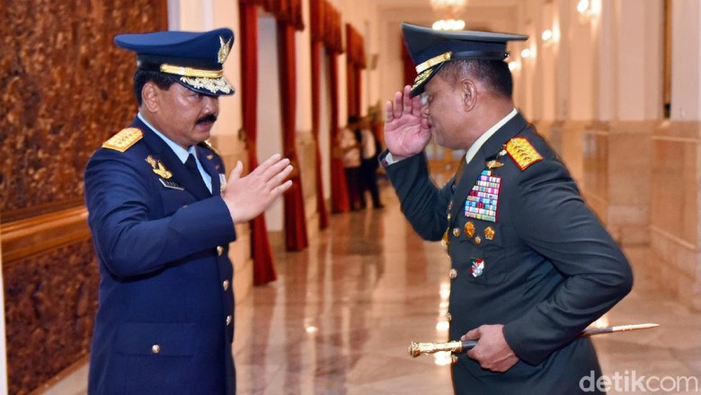 Ini Alasan Marsekal Hadi Anulir Keputusan Jenderal Gatot Soal Mutasi Ini Alasan Marsekal Hadi Anulir Keputusan Jenderal Gatot Soal Mutasi
