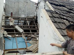 Ledakan Rusak Sejumlah Rumah di Mojokerto, Suaranya Mirip Bom