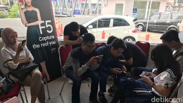 Ketika Oppo F5 Youth Ditantang Main AoV