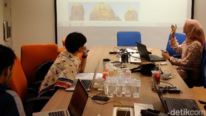 Sebelum ke India, Pemenang Dream Destination Diberi Pelatihan Menulis