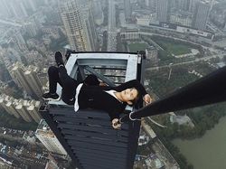 Selfie demi Ketenaran Berujung Mati Konyol