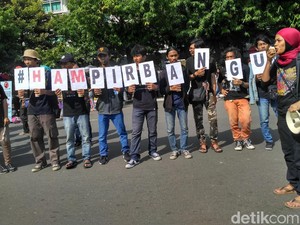 Pembangunan Liberalistik dan Pelanggaran HAM
