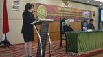 Foto: Ini Tin, Pembuang Duit ke WC yang Kini Jadi Staf Ahli Menteri