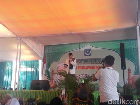 Sandiaga dan Sylvi Hadiri Tasyakuran Maulana Syaikh