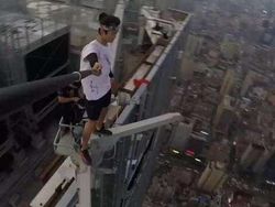 Selfie demi Ketenaran Berujung Mati Konyol