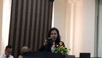Foto: Ini Tin, Pembuang Duit ke WC yang Kini Jadi Staf Ahli Menteri