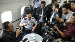 Momen Panglima TNI Seruput Kopi Baringga di Udara
