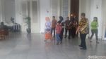 Foto: Saat Istri dan Anak Bungsu Temani Anies di Balai Kota