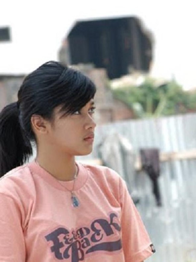 Naysila Mirdad merupakan artis cantik yang sukses memerankan gadis desa polos dan lugu dalam sinetron berjudul Intan. Foto: Istimewa