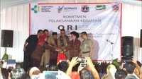 Foto: Anies juga mengimbau semua orang tua untuk memvaksin anaknya dan tidak percaya dengan cerita-cerita bohong soal vaksin difteri.Fotografer: Muhammad Fida Ul Haq