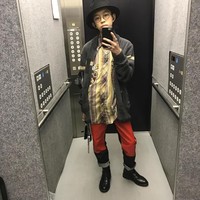 Banyak netizen kagum pada remaja 13 tahun ini yang berani dan bebas berekspresi memainkan fashionnya. Foto: Instagram