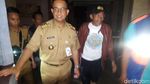 Tanggul Jatipadang Jebol Lagi, Anies Susuri Banjir Temui Warga