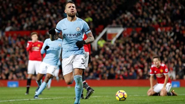 Manchester City sukses mengalahkan Manchester United 2-1 pada pertemuan pertama musim ini.