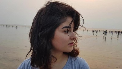 Foto: Ini Zaira Wasim, Aktris Bollywood yang Dilecehkan di Pesawat