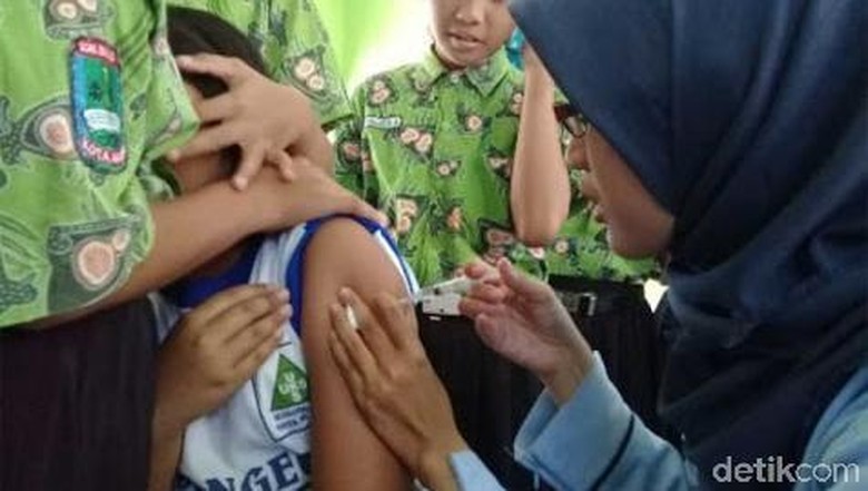 Dinkes Blitar Target 300 Ribu Lebih Anak Dapat Imunisasi Difteri Dinkes Blitar Target 300 Ribu Lebih Anak Dapat Imunisasi Difteri
