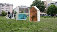 Arsitek asal Berlin, Van Bo Le-Mentzel dan pendiri Hartz IV Mobel berhasil menciptakan One-Sqm-House. Istimewa/Bored Panda.