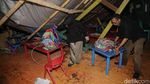 Hujan Lebat dan Angin, Sekolah di Kuningan Ini Ketimpa Pohon