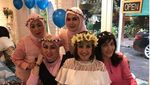 Andi Soraya Gelar Baby Shower, Wulan Guritno Tampil Seksi di Phuket