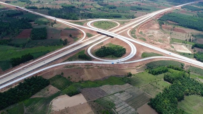 Jadwal Operasi Tol di Luar Jawa