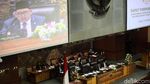 Fadli Zon Bacakan Surat Pengunduran Diri Novanto dari Ketua DPR