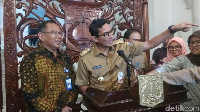 Sandi Cek Izin Griya Pijat Fashion, Kadis PTSP: Sudah Ajukan Online Sandi Cek Izin Griya Pijat Fashion, Kadis PTSP: Sudah Ajukan Online
