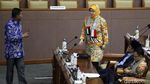 Ketika Anggota Dewan Kenakan Syal Palestina