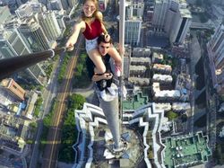 Ada yang Mati, Aksi Menantang Maut Seperti Ini Sebaiknya Berhenti